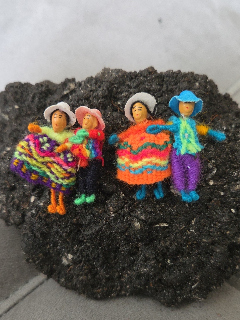 (2) Handcrafted Miniature Peruvian/Guatemalan Couple Worry Doll Pins. NWOT.